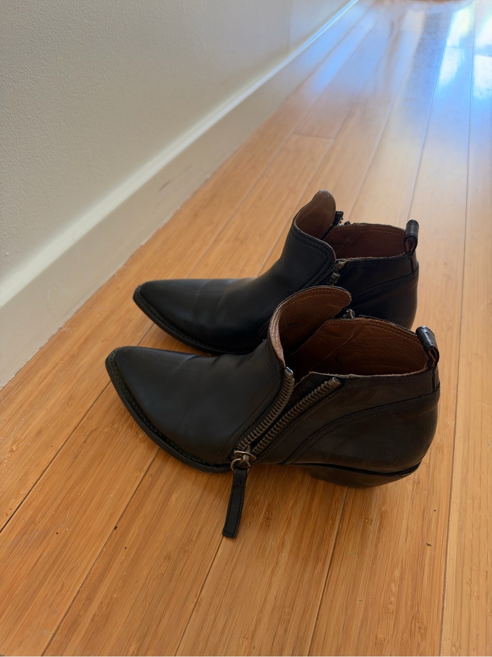 Frye Moto Boots - barely worn 7.5